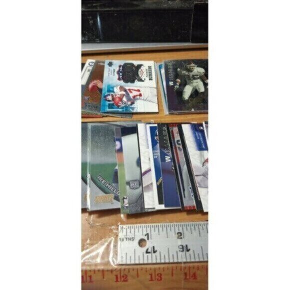 New York Giants 100 Football Card Lot Assorted Years - Picture 12 of 13